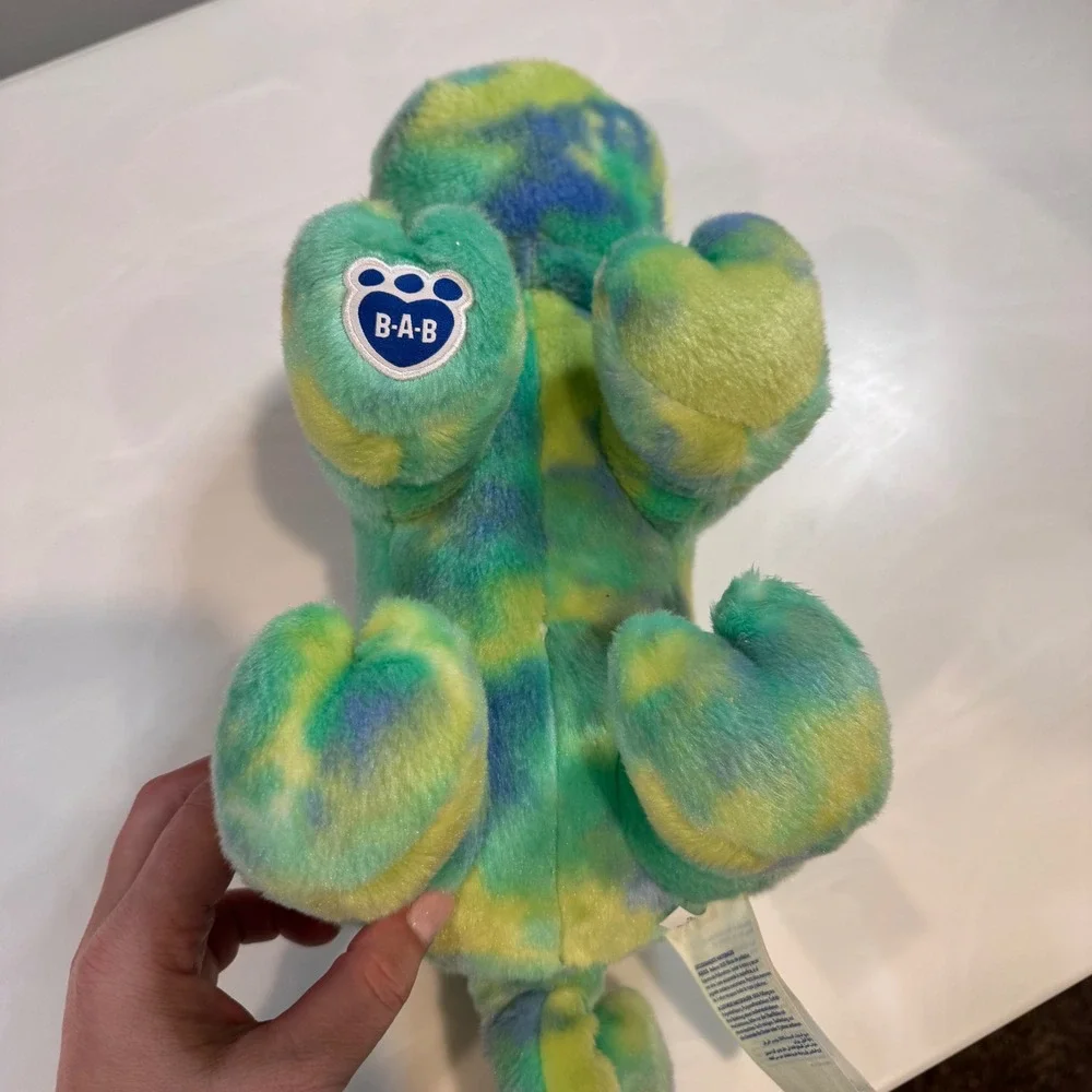 BUILD A BEAR Tie-Dye Chameleon Stuffed Animal 17